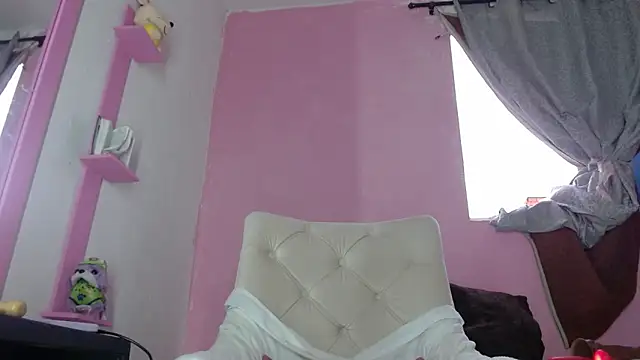 Snapshot of KeillyDiaz chatting on 09/12/25, 03:01 KeillyDiaz online show from 09/12/25, 03:01