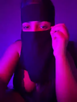 Narimane maroc online show from 04/16/26, 12:44