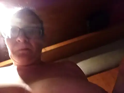 ILUV2TUCHMYKITTY online show from 09/30/25, 11:43