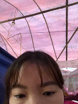 Snapshot of ngoclothingoc9en chatting on 12/26/24, 12:57 ngoclothingoc9en online show from 12/26/24, 12:57