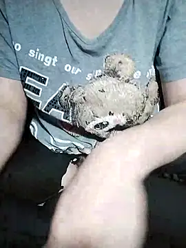 Snapshot of ngoclothingoc9en chatting on 03/16/25, 02:32 ngoclothingoc9en online show from 03/16/25, 02:32