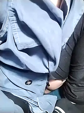 Snapshot of ngoclothingoc9en chatting on 03/17/25, 03:14 ngoclothingoc9en online show from 03/17/25, 03:14