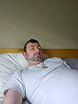 Mgman4365 online show from 01/05/25, 01:47