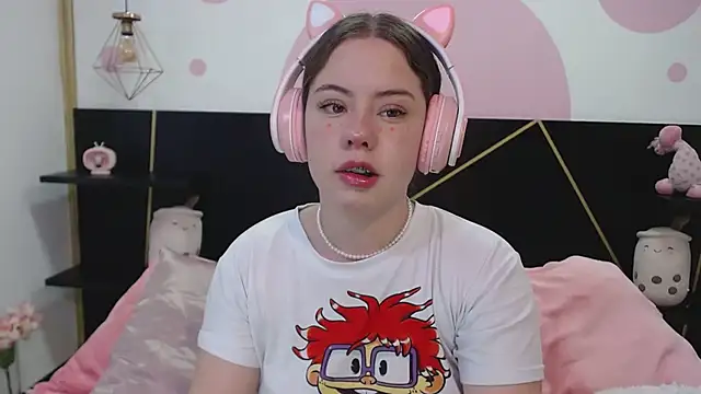 Snapshot of DanniAbbey chatting on 02/22/25, 02:30 DanniAbbey online show from 02/22/25, 02:30