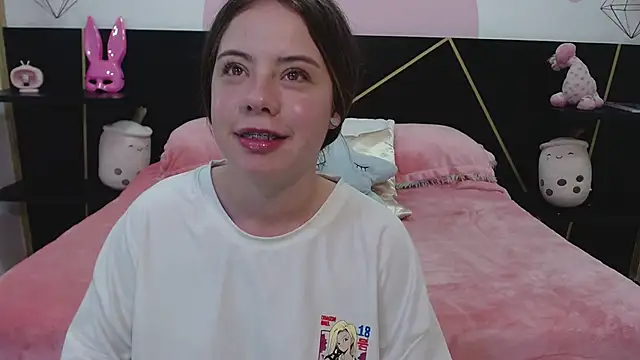 Snapshot of DanniAbbey chatting on 03/03/25, 08:43 DanniAbbey online show from 03/03/25, 08:43