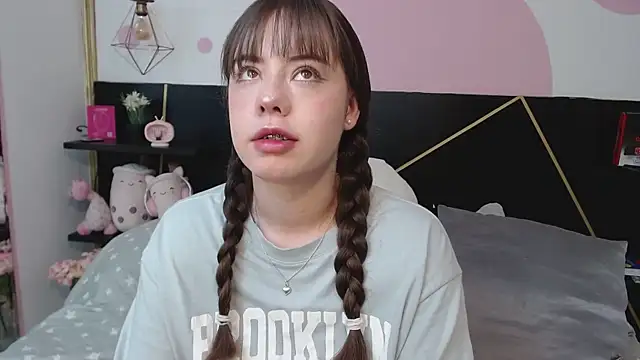 DanniAbbey online show from 11/16/25, 12:11