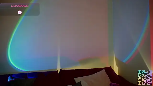 Snapshot of MickeyMyers chatting on 10/25/25, 01:07 MickeyMyers online show from 10/25/25, 01:07