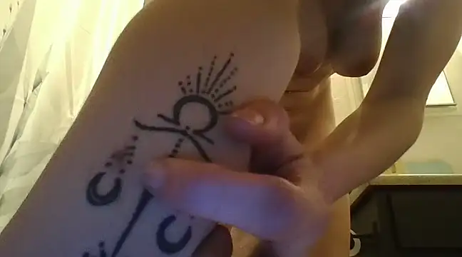 Tay cumming online show from 02/24/25, 06:38