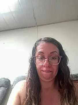 Snapshot of miss_hanna07 chatting on 06/29/26, 05:24 miss hanna07 online show from 06/29/26, 05:24
