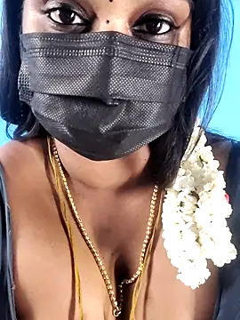 mayaa2u online show from 04/22/26, 08:43