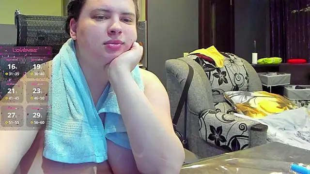 1lindsey1 online show from 09/23/25, 06:44