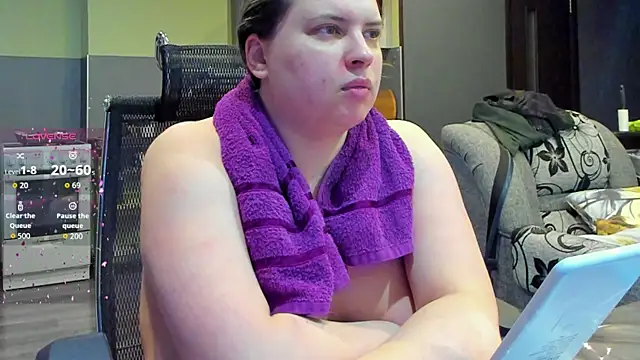 1lindsey1 online show from 09/30/25, 09:25