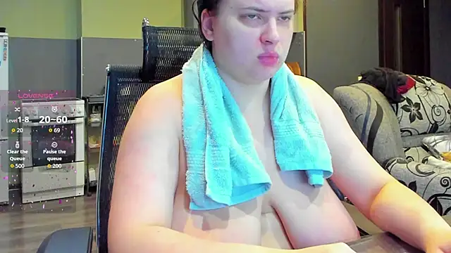 1lindsey1 online show from 10/14/25, 03:29