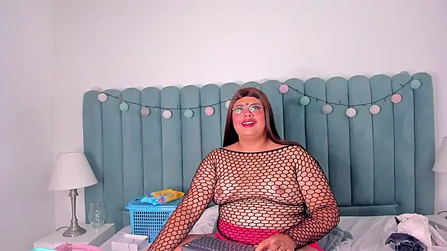 Snapshot of Tom_Silver__ chatting on 01/28/25, 06:49 Tom Silver online show from 01/28/25, 06:49