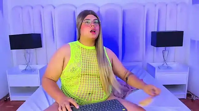 Snapshot of Tom_Silver__ chatting on 03/20/25, 10:18 Tom Silver online show from 03/20/25, 10:18