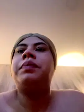 Snapshot of Tom_Silver__ chatting on 11/23/25, 06:24 Tom Silver online show from 11/23/25, 06:24