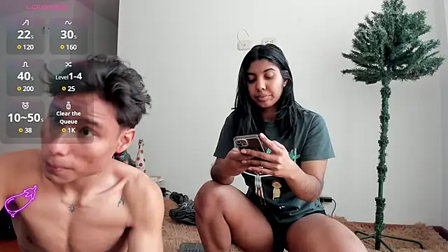 Snapshot of jasmine_bunny_ chatting on 12/04/24, 04:49 jasmine bunny online show from 12/04/24, 04:49