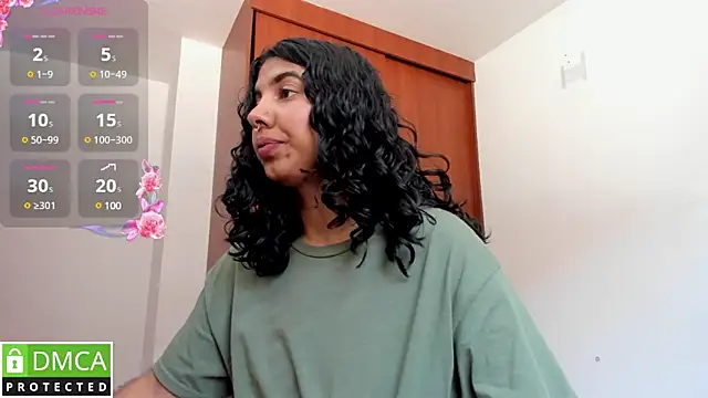 Snapshot of jasmine_bunny_ chatting on 01/12/25, 06:27 jasmine bunny online show from 01/12/25, 06:27