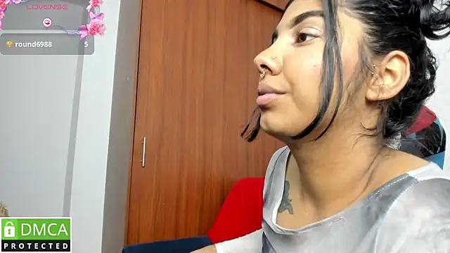 Snapshot of jasmine_bunny_ chatting on 01/26/25, 09:18 jasmine bunny online show from 01/26/25, 09:18