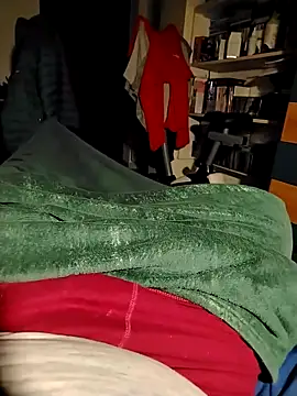 Snapshot of Nikart83 chatting on 03/01/26, 05:26 Nikart83 online show from 03/01/26, 05:26