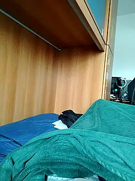 Snapshot of Nikart83 chatting on 03/15/26, 03:29 Nikart83 online show from 03/15/26, 03:29