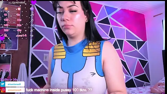 Snapshot of arisantana chatting on 11/13/25, 08:19 arisantana online show from 11/13/25, 08:19