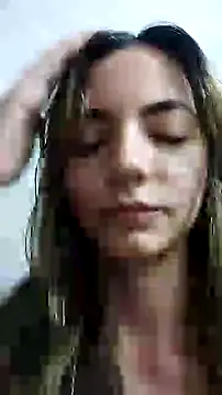 Snapshot of baby-miah chatting on 01/02/25, 08:17 baby-miah online show from 01/02/25, 08:17