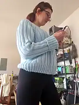 Snapshot of MissyRoulette chatting on 12/02/24, 05:48 MissyRoulette online show from 12/02/24, 05:48