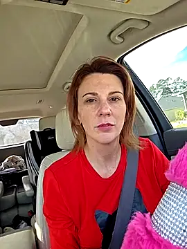 Snapshot of MissyRoulette chatting on 12/02/25, 04:35 MissyRoulette online show from 12/02/25, 04:35