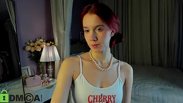 Snapshot of Dearly_Emily chatting on 01/18/26, 05:06 Dearly Emily online show from 01/18/26, 05:06