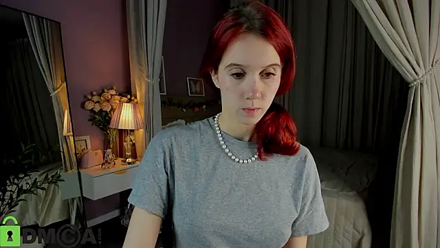 Snapshot of Dearly_Emily chatting on 02/11/26, 05:18 Dearly Emily online show from 02/11/26, 05:18
