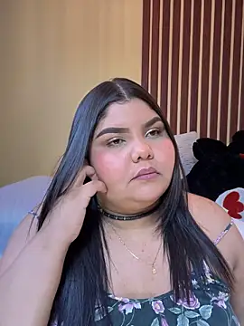  Shara Handal  online show from 02/09/25, 05:54