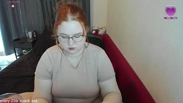 Snapshot of GeorginiaGrimes chatting on 06/09/26, 09:54 GeorginiaGrimes online show from 06/09/26, 09:54
