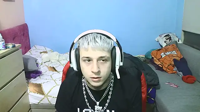 Snapshot of Nenejoven16- chatting on 03/09/25, 07:26 Nenejoven16- online show from 03/09/25, 07:26