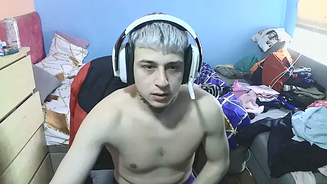 Snapshot of Nenejoven16- chatting on 03/17/25, 11:54 Nenejoven16- online show from 03/17/25, 11:54