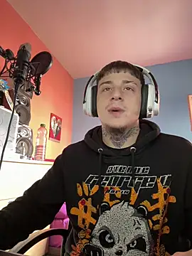 Snapshot of Nenejoven16- chatting on 11/06/25, 09:32 Nenejoven16- online show from 11/06/25, 09:32