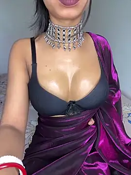 Snapshot of Hot-sexy222 chatting on 12/06/24, 02:24 Hot-sexy222 online show from 12/06/24, 02:24