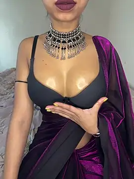 Snapshot of Hot-sexy222 chatting on 12/29/24, 02:49 Hot-sexy222 online show from 12/29/24, 02:49