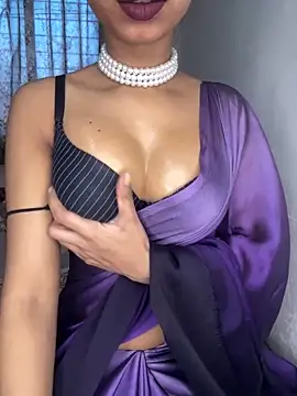 Snapshot of Hot-sexy222 chatting on 01/18/25, 02:14 Hot-sexy222 online show from 01/18/25, 02:14