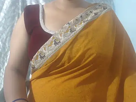 cute-priy online show from 04/21/26, 04:19