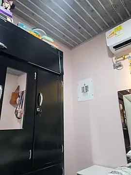 Snapshot of sexy-latin10 chatting on 03/05/25, 06:56 sexy-latin10 online show from 03/05/25, 06:56