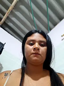 Snapshot of sexy-latin10 chatting on 09/28/25, 12:38 sexy-latin10 online show from 09/28/25, 12:38