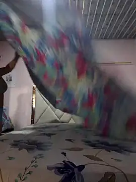 Snapshot of sexy-latin10 chatting on 09/29/25, 12:21 sexy-latin10 online show from 09/29/25, 12:21