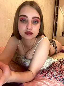 MollyDolle online show from 09/18/25, 08:00