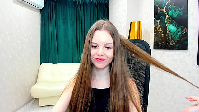 Snapshot of MileyWings chatting on 01/19/25, 02:38 MileyWings online show from 01/19/25, 02:38