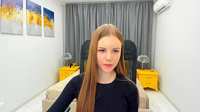 Snapshot of MileyWings chatting on 02/02/25, 06:42 MileyWings online show from 02/02/25, 06:42