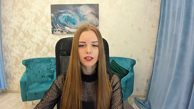 Snapshot of MileyWings chatting on 02/04/25, 11:38 MileyWings online show from 02/04/25, 11:38