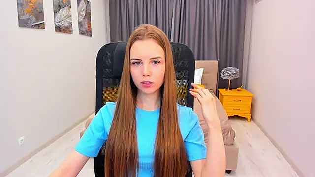 Snapshot of MileyWings chatting on 03/11/25, 02:51 MileyWings online show from 03/11/25, 02:51