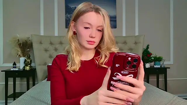 AliceMorr online show from 12/22/24, 08:16