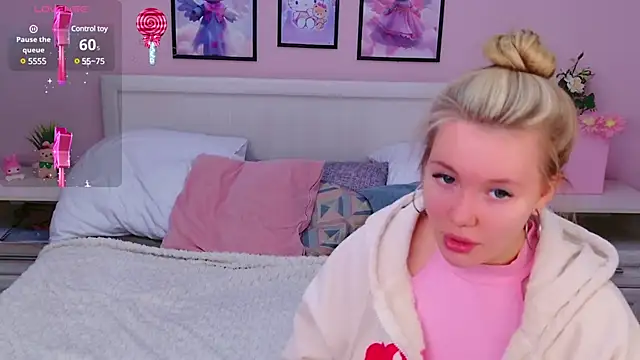 AliceMorr online show from 02/01/25, 09:00